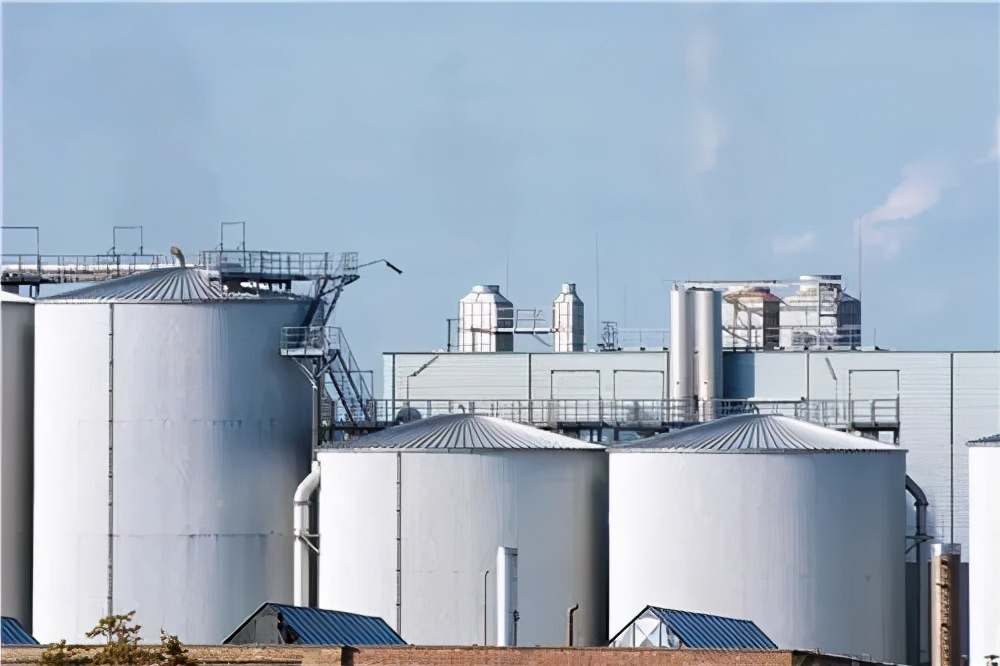 化工厂夏天,化工厂生产车间夏天热不热