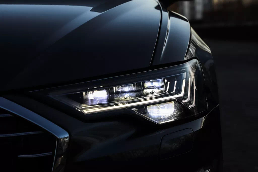 买奥迪a6首付多少,奥迪a6买什么颜色