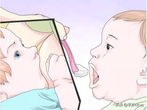 婴儿吃第一口辅食需要选日子吗,母乳宝宝的第一口辅食米粉怎么选