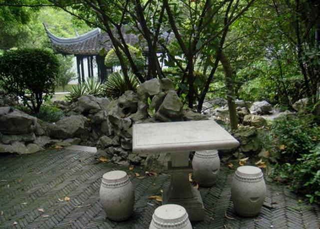 人类与外星生物融为一体,外星植物属于外星生命吗