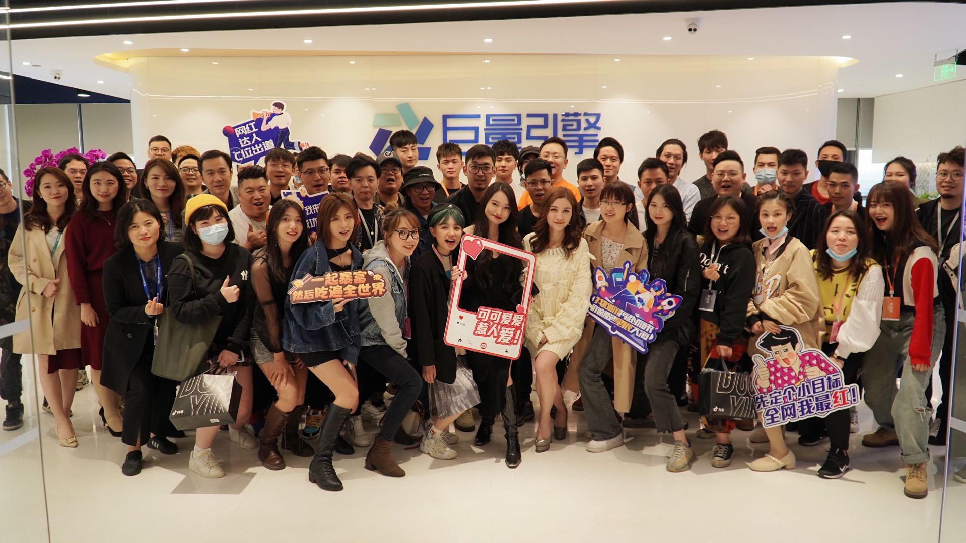 宸ㄩ噺寮曟搸骞夸經鐩磋惀涓績鍦板潃,宸ㄩ噺寮曟搸骞夸經