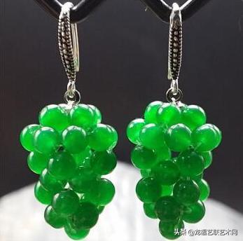 一百多斤的帝王绿原石值多少钱,200块出帝王绿