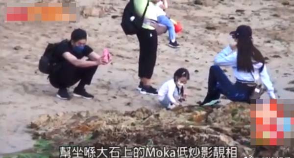 黎明方媛带着两个孩子坐经济舱,方媛演讲说坐经济舱