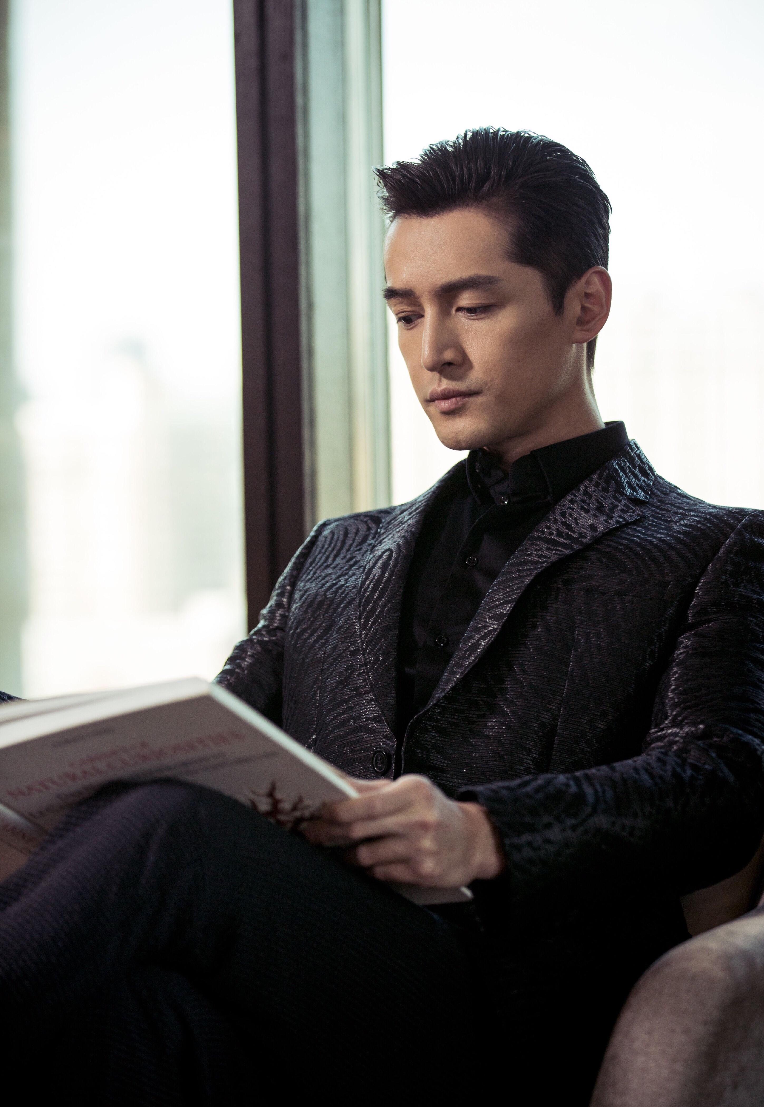 男人出门包里带点什么,男人身上出门带哪四样东西