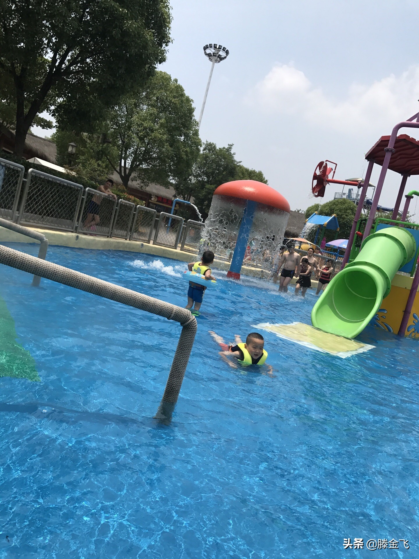 溧阳天目湖水世界夜场,溧阳天目湖水世界