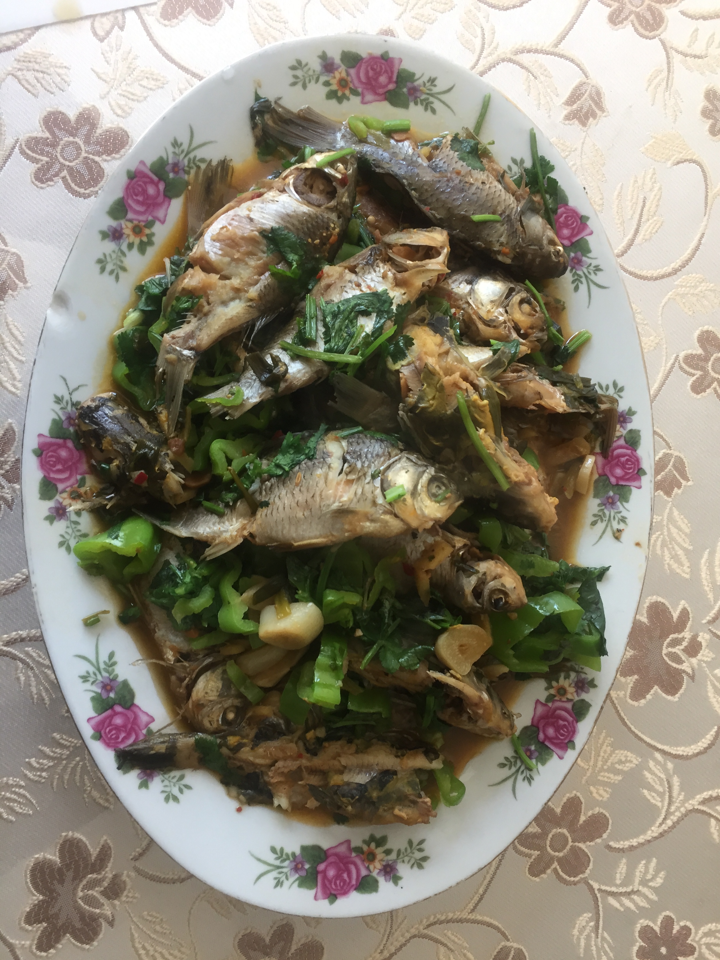 怎样做红烧小鱼又简单又好吃,红烧小鱼的正确方法