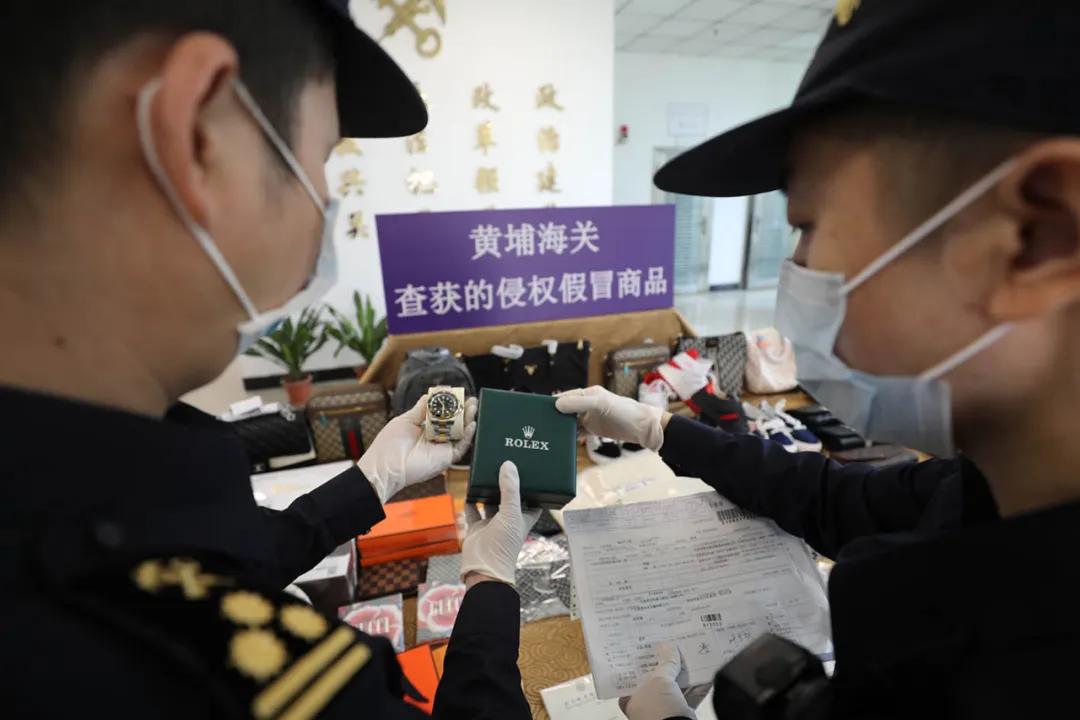 卖假lv被抓,卖假lv被抓的网红