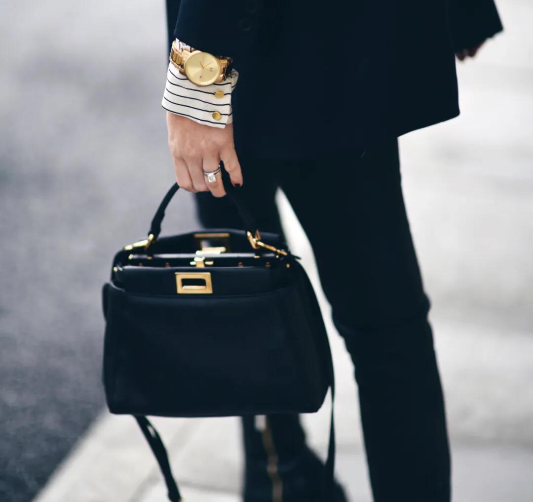 fendipeekaboo新款mini,fendipeekaboo鉴别真假