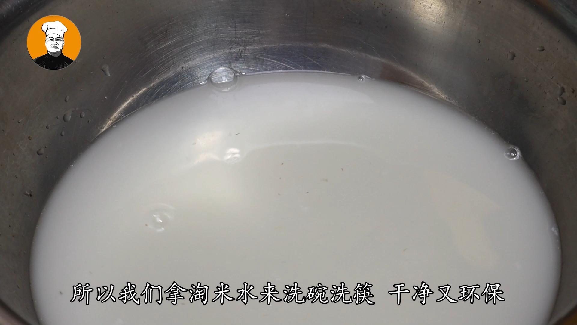 米饭煮的很好吃只需要3种食材,颗粒感十足的冰米饭