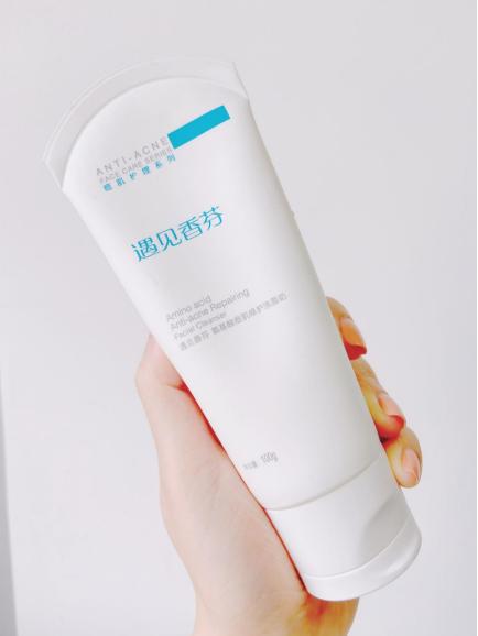 洁面慕斯氨基酸洗面奶测评红黑榜,热门洗面奶哪一款最好用