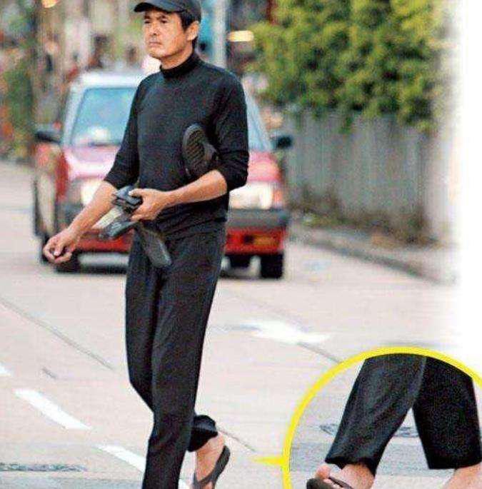 信用卡正在毁掉年轻人的生活,年轻人陷入信用卡后无法自拔