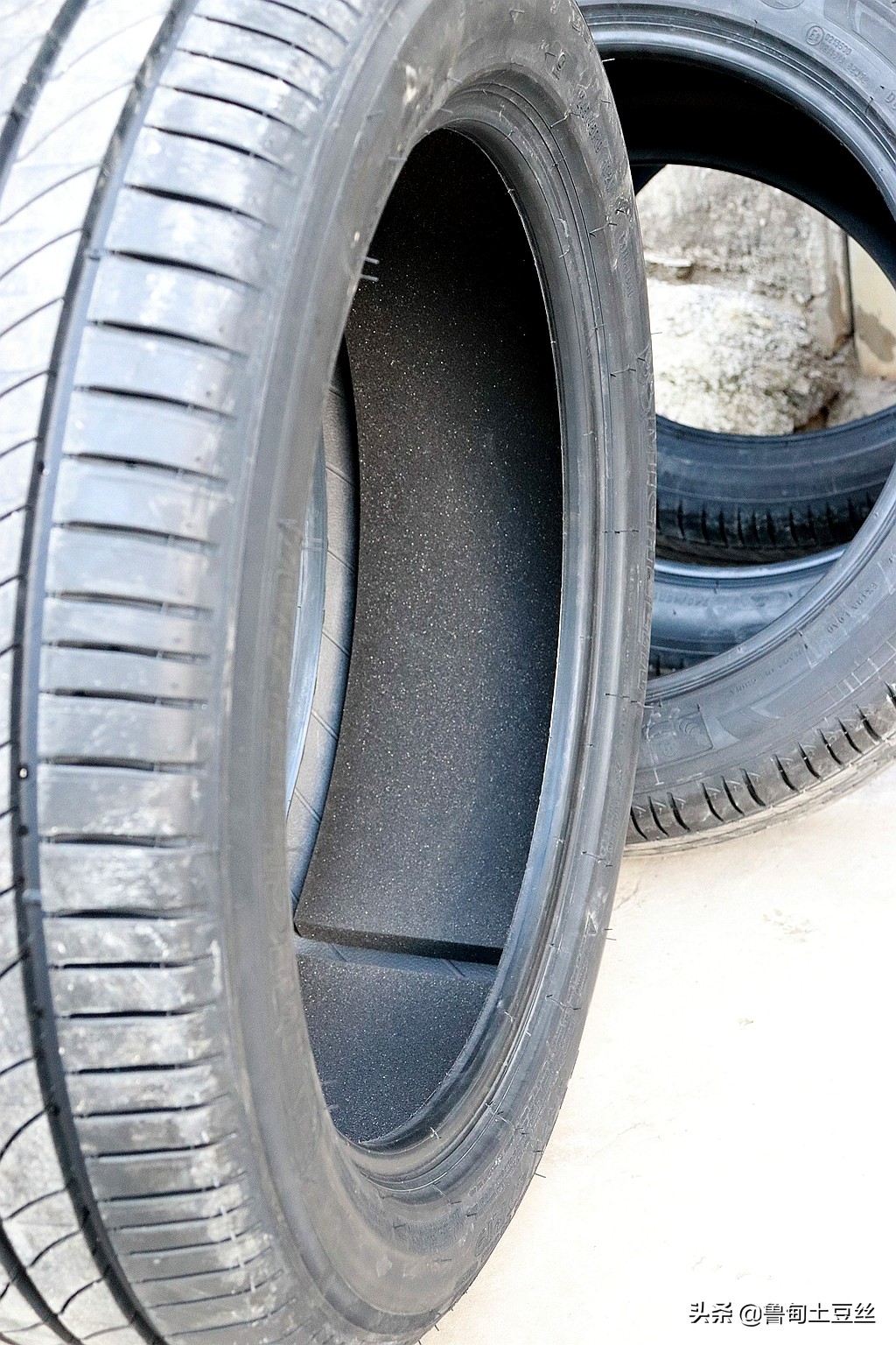 奔驰威霆轮胎升级,威霆升级轮毂案例