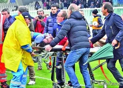 这又虐又暖的一幕，也许会让你喜欢上足球