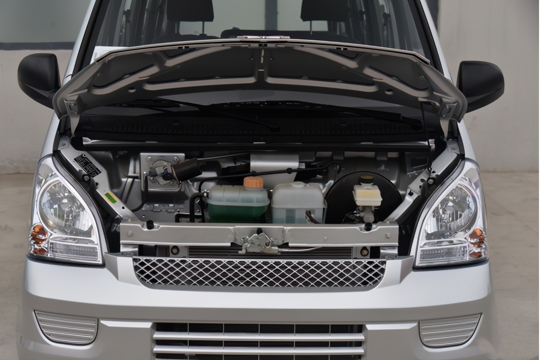 五菱荣光加长版油耗大无动力,五菱荣光加长版口碑和评价