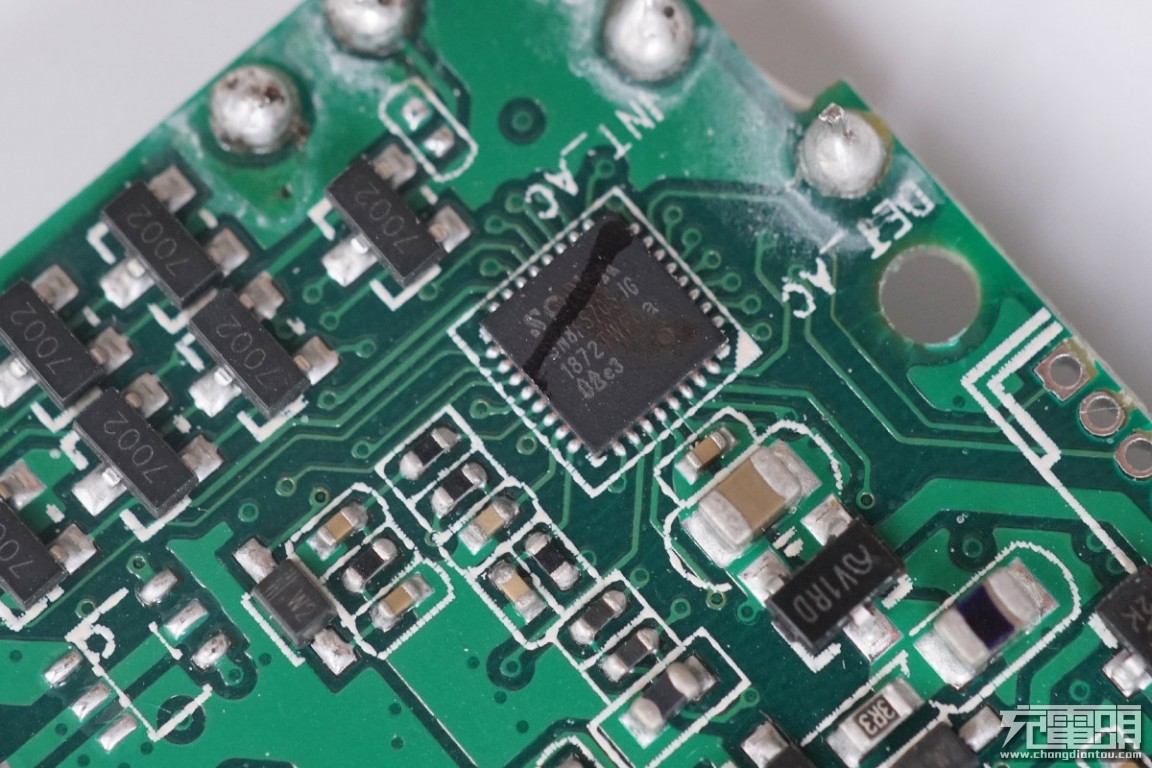 拆解华为5000mah充电宝,拆解60000ma充电宝