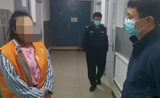 父亲贩毒、母亲吸毒，4岁女孩怎么办？