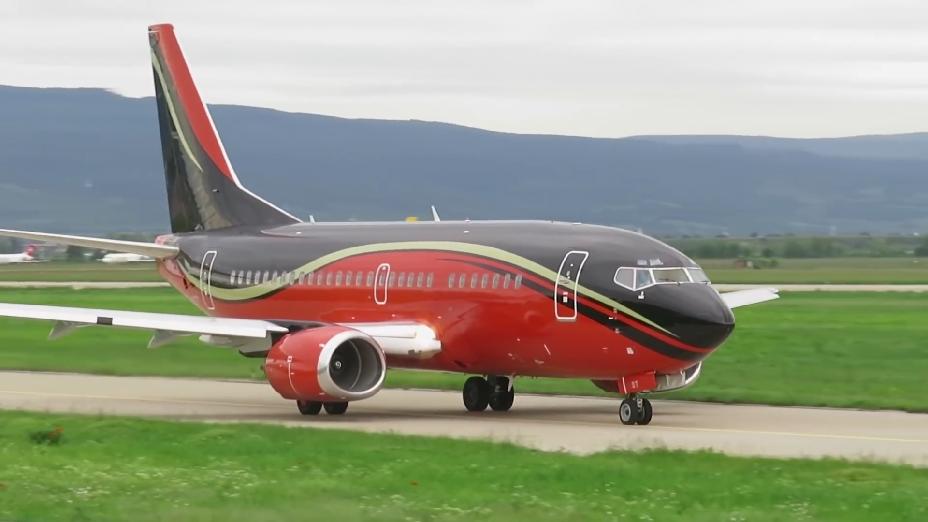 为什么波音737没有机轮盖板,波音737机轮没有盖子