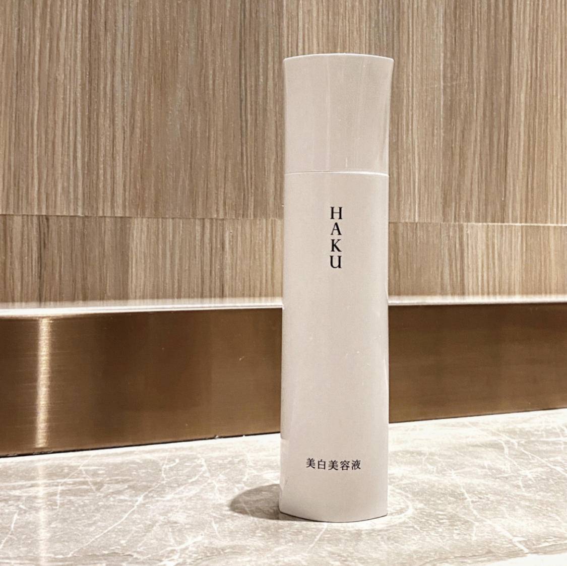 一直在美白却越来越黑的原因,为什么用了美白精华反而黑了