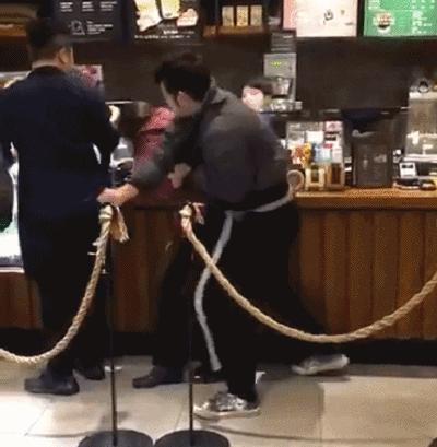 星巴克猫爪杯为什么便宜,星巴克猫爪杯火爆的原因