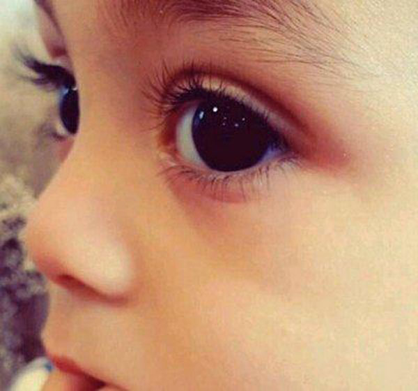 让孩子睫毛长的妙招,怎么样可以让3个月宝宝长睫毛