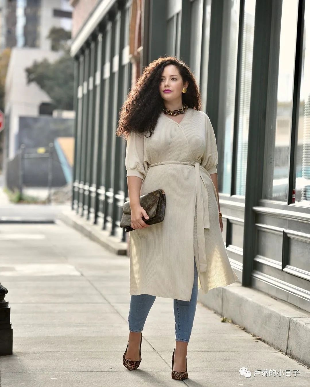 微胖遮肉显瘦,胖妹子看过来教你一招显瘦又百搭