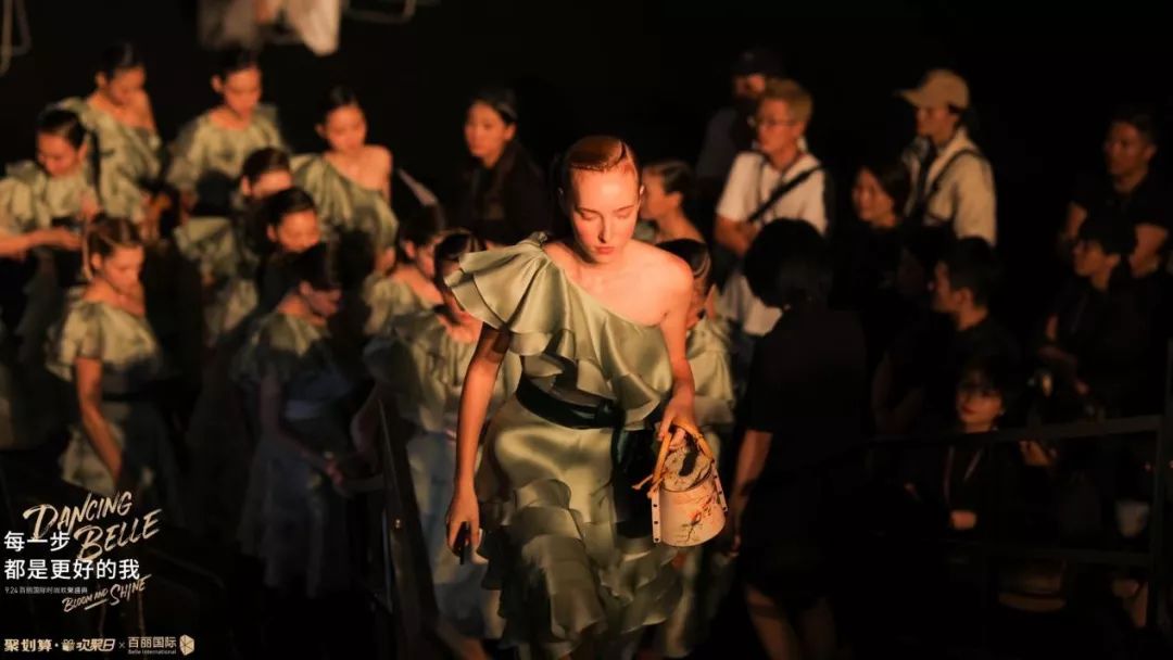 聚划算“集团欢聚日”：强强联合，携手百丽国际击穿下沉市场