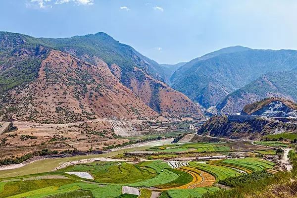 国内最适合穷游的十个景点,穷游十大好地方