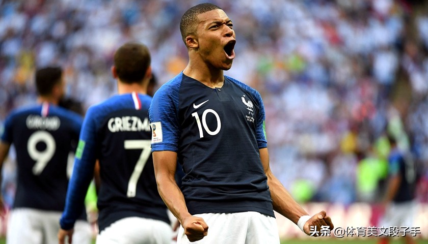 天下足球十年典藏版,天下足球十年最佳阵容