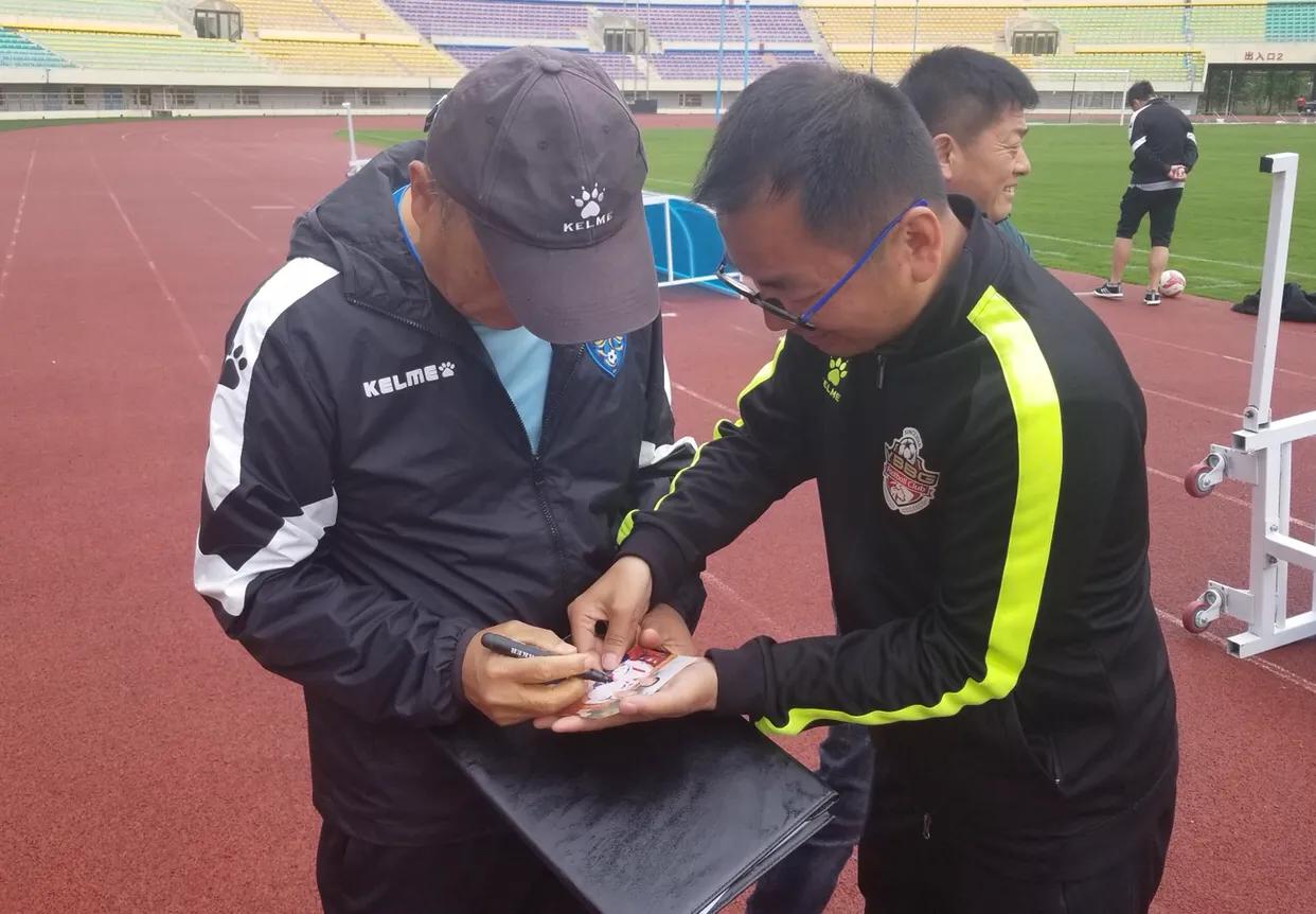 殷铁生足球视频,殷铁生山东足球视频