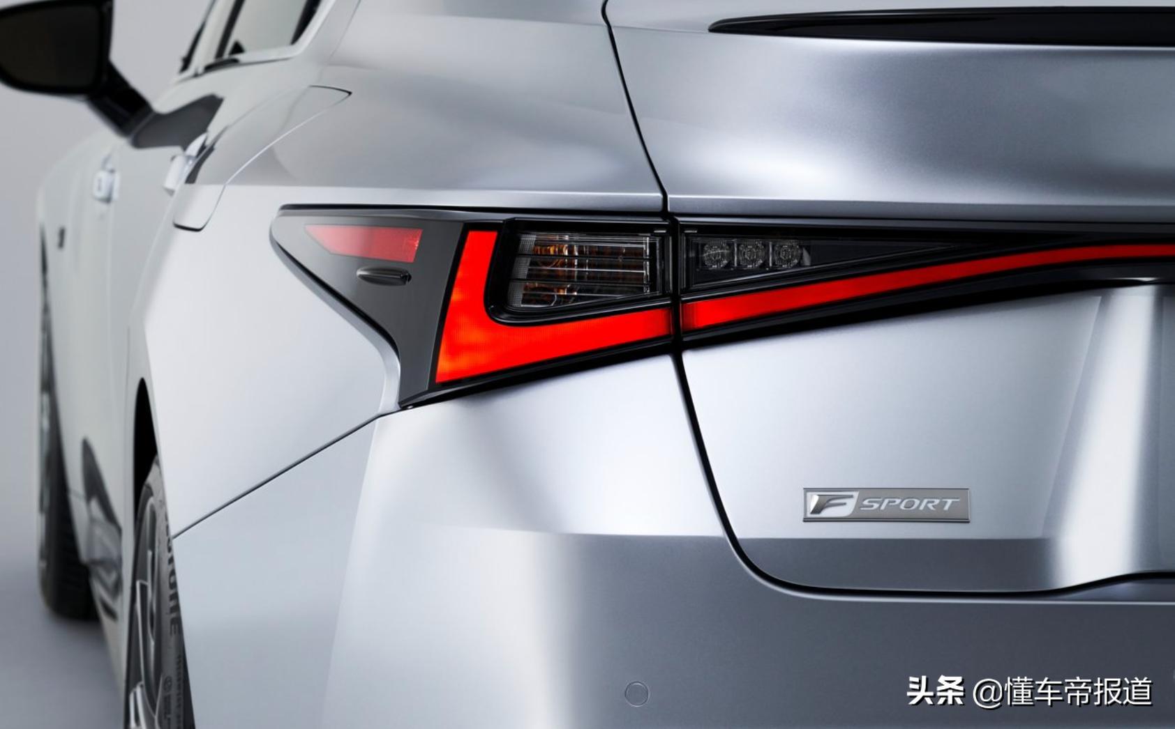 新款雷克萨斯is对比宝马三系,全新外观更好看的车