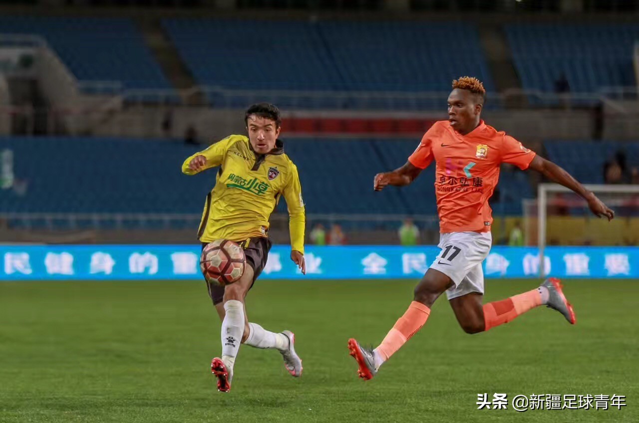 《“疆”足球说》第5期：从乡村赛踢到中超的尼扎木丁