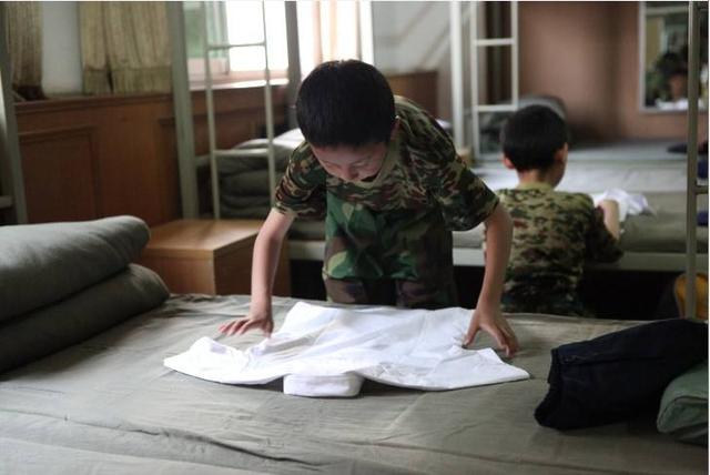 如何回复家长说孩子在幼儿园瘦了,小朋友在幼儿园瘦了怎么回复家长