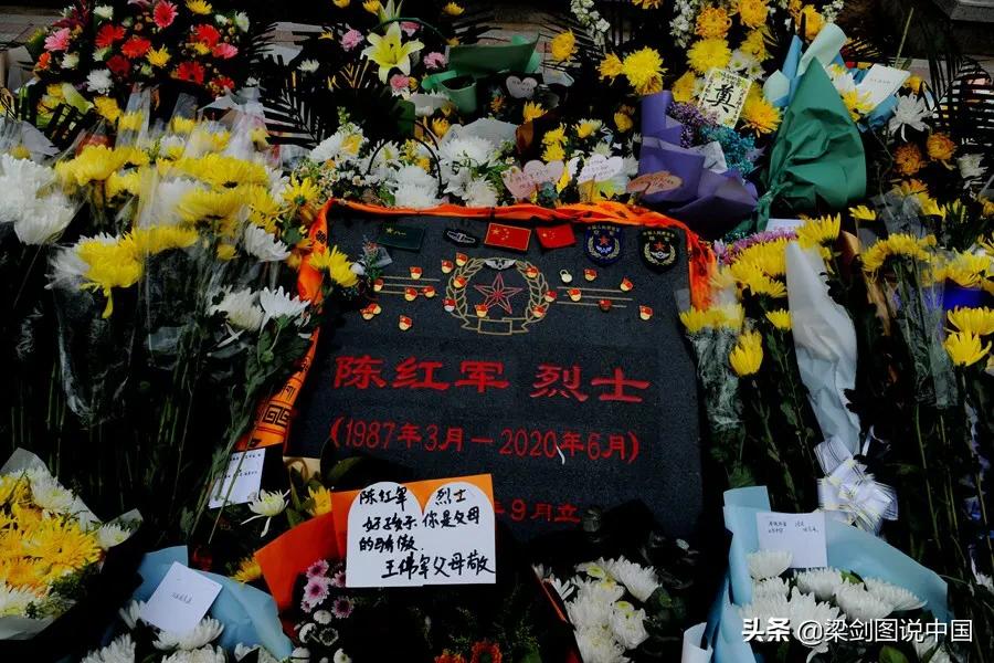 兰州缅怀革命烈士传承民族精神,兰州缅怀先烈