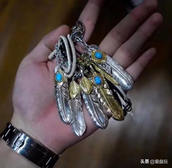 又酷又飒的2种配饰，据说是很多男人的最爱