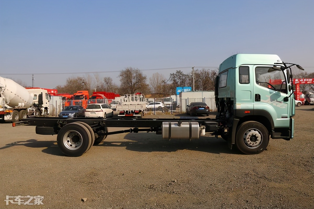 解放jk6载货车怎么样,解放j6新款4.2米厢货多少钱