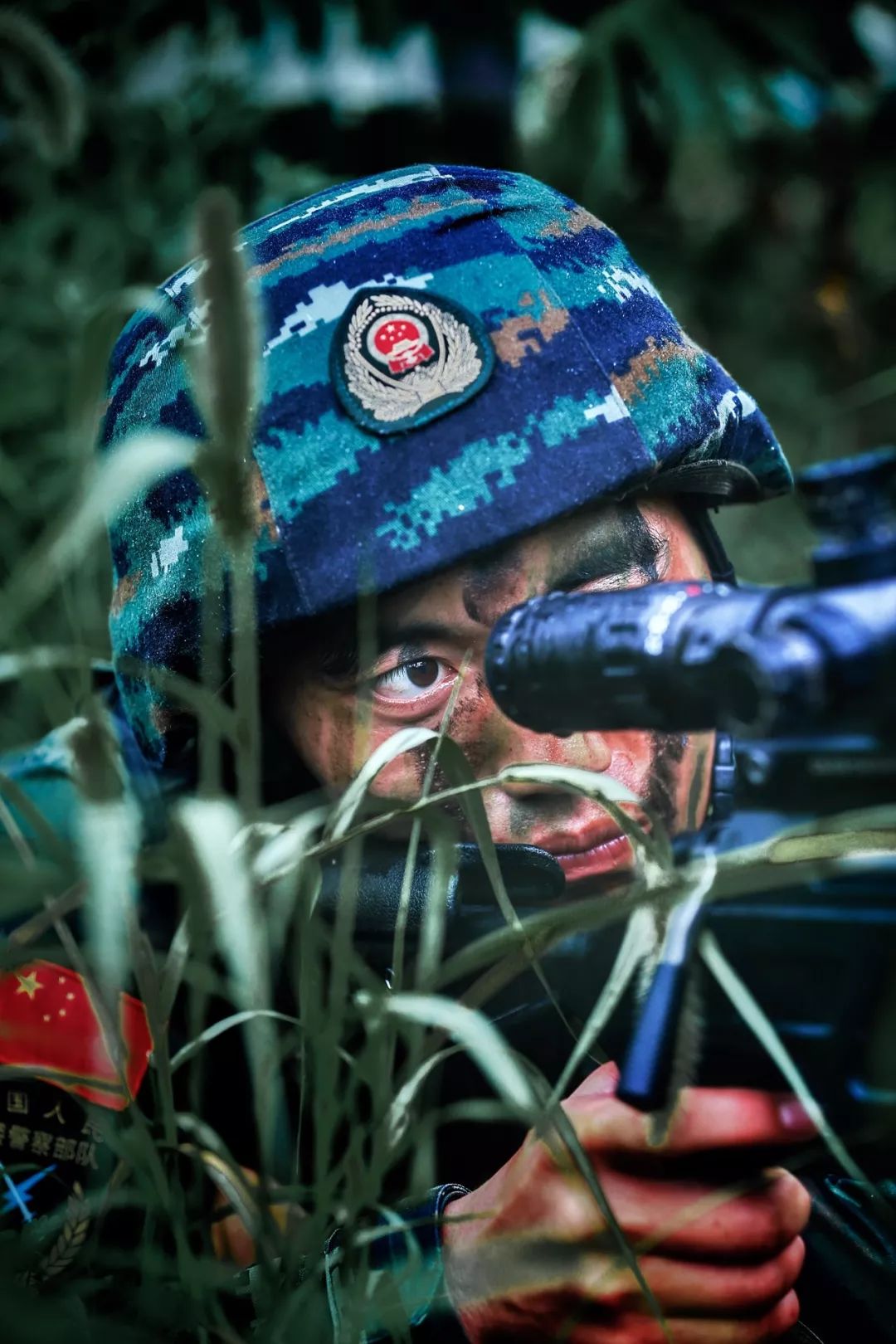 警武帅气震撼视频,中国最美警察视频