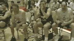 太绝了！买支球队给自己打！13年NBA生涯结束！他以湖人身份离开