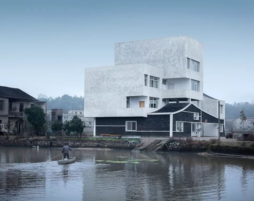 清华状元建筑师回乡,90后清华状元回乡造房