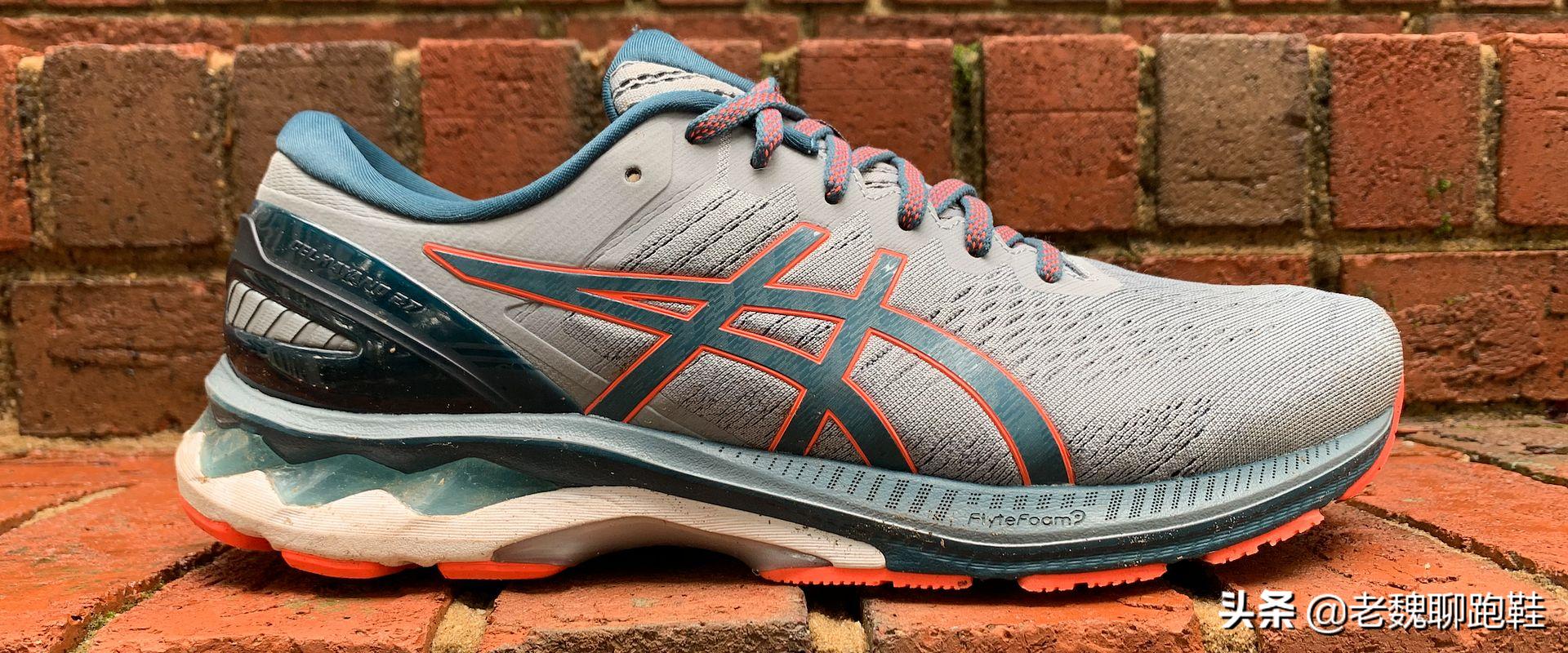 亚瑟士的跑鞋怎么选择,亚瑟士跑步鞋系列怎么区分