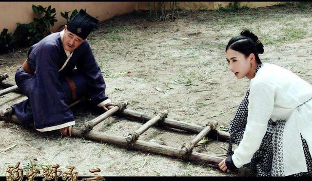 张柏芝赵本山倪萍,赵本山黄圣依张柏芝