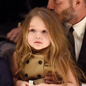 贝克汉姆家的小七视频,贝克汉姆小七公主最新视频