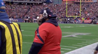 这可能是整个体育圈最扯的工作……