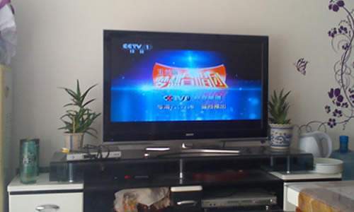 晚上关掉电视，插头要不要拔掉？很多家庭并不知道正确做法