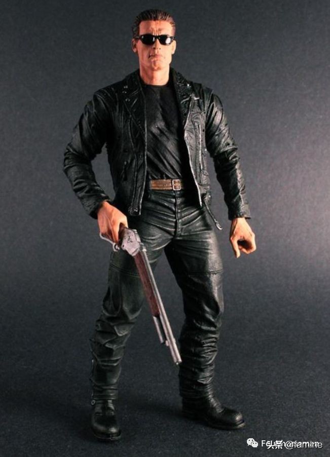 你的雕像有什么故事呢*终结者TheTerminator*T-800