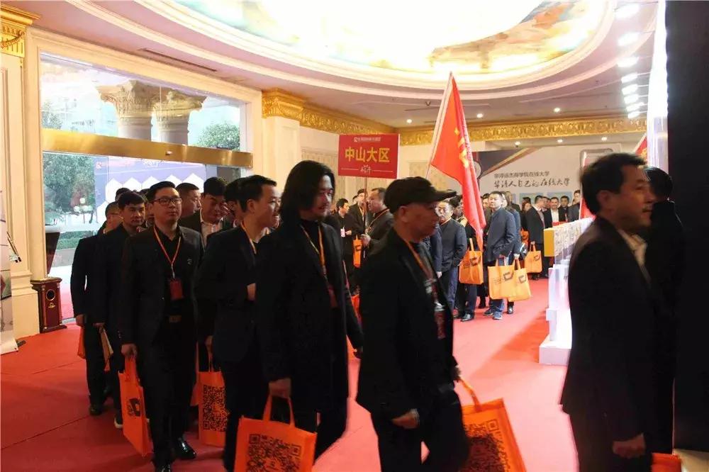 凝心聚力服务发展铸辉煌,凝心聚力促发展乘势而上开新局