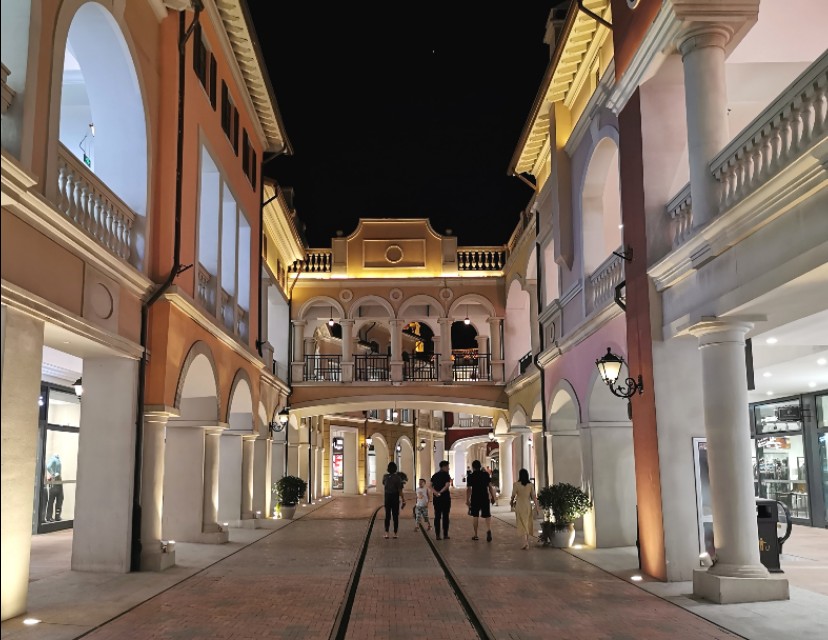 宽厚里蚌埠,百联奥特莱斯和九龙仓奥特莱斯