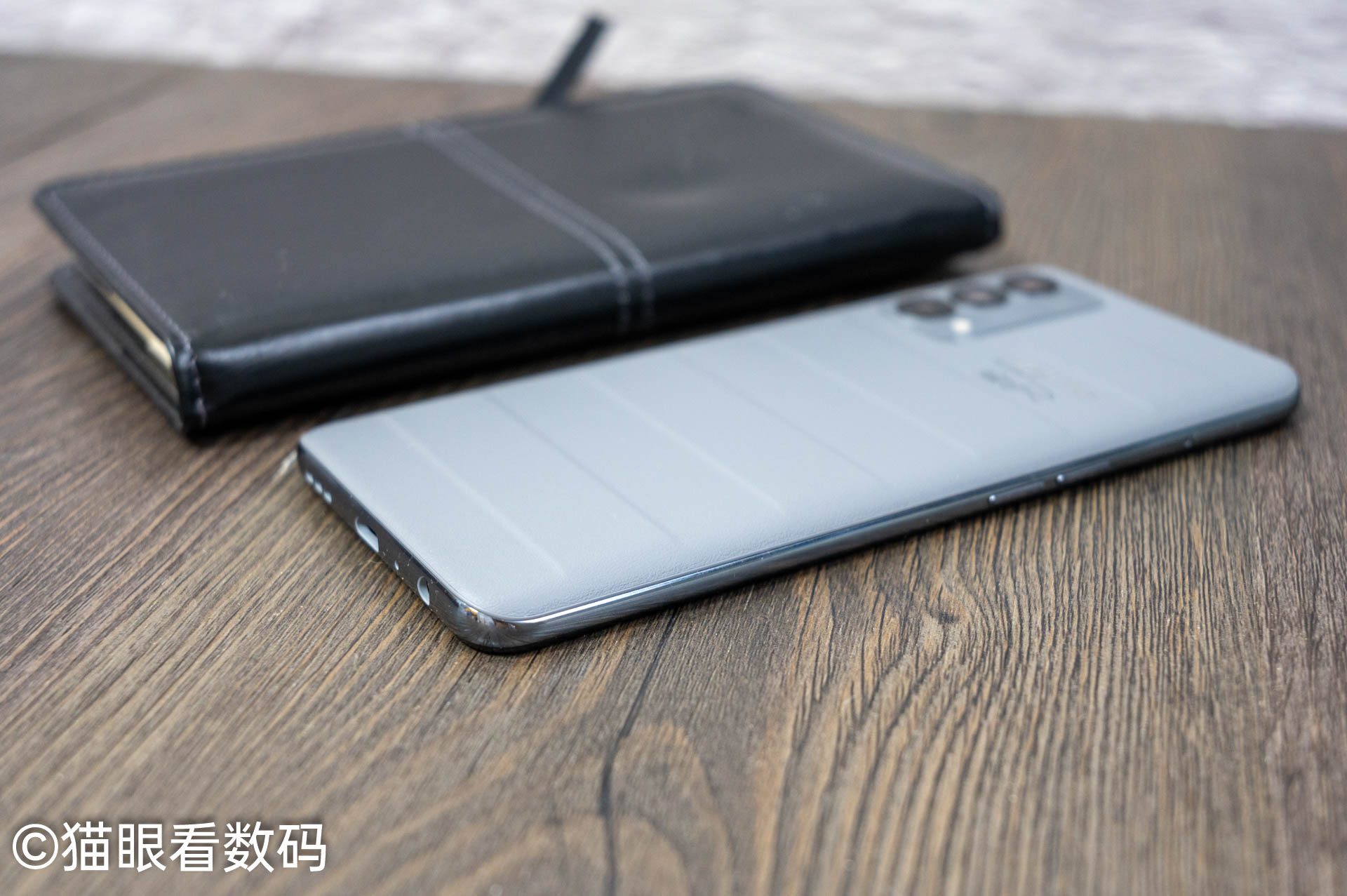 realme真我gt大师版拍视频,realme真我gt大师版探索版测评