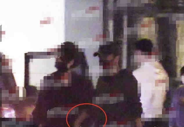 王菲谢霆锋的感情能走到最后吗,王菲谢霆锋时隔23年牵手现身机场