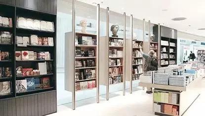 假期撒手没的戏精同事们,竟然在我挤春运的时候吹海风??(下)