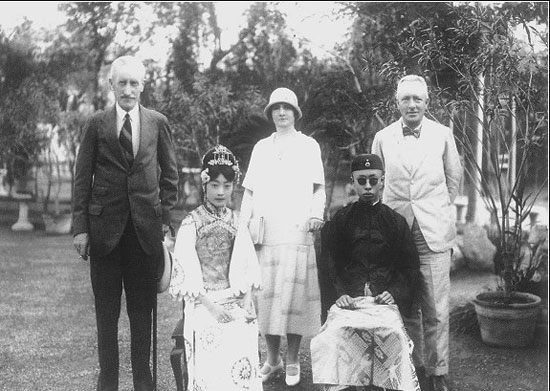 紫禁城出现了什么事,紫禁城最后的皇室